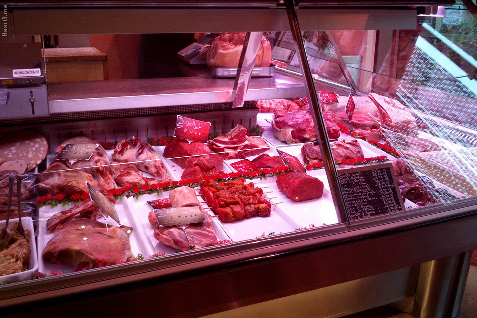 Butique de carne. Ótimo salame. Arles.